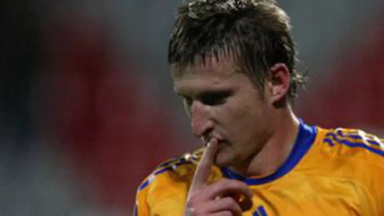 Dorin Goian, eliminat în meciul St. Mirren - Glasgow Rangers, scor 2-1