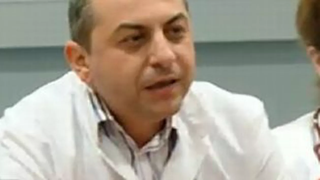 Managerul Spitalului Universitar: Operația lui Mircea Lucescu a fost complexă, însă s-a încheiat cu succes. Antrenorul e în salon, este bine