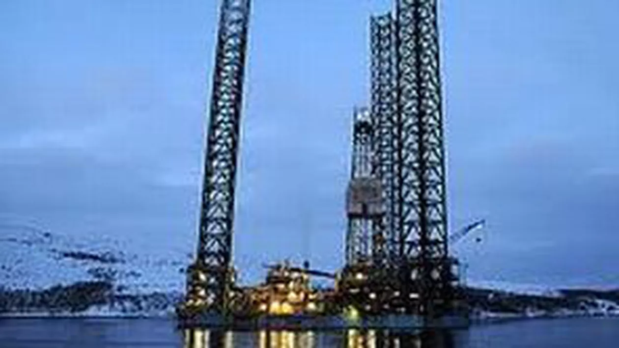 Un grup petrolier norvegian a anunțat descoperirea unui depozit însemnat în Marea Barents