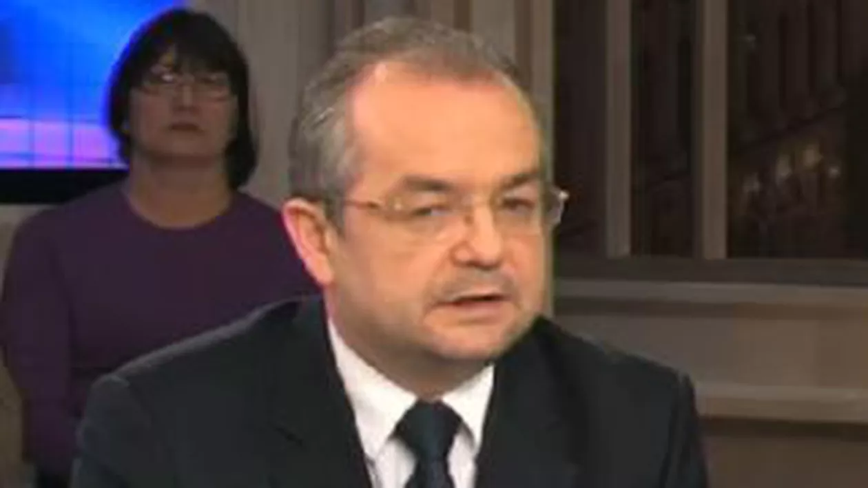 Emil Boc: Eu și președintele am avut informații greșite referitoare la proiectul legii sănătății și la doctorul Arafat