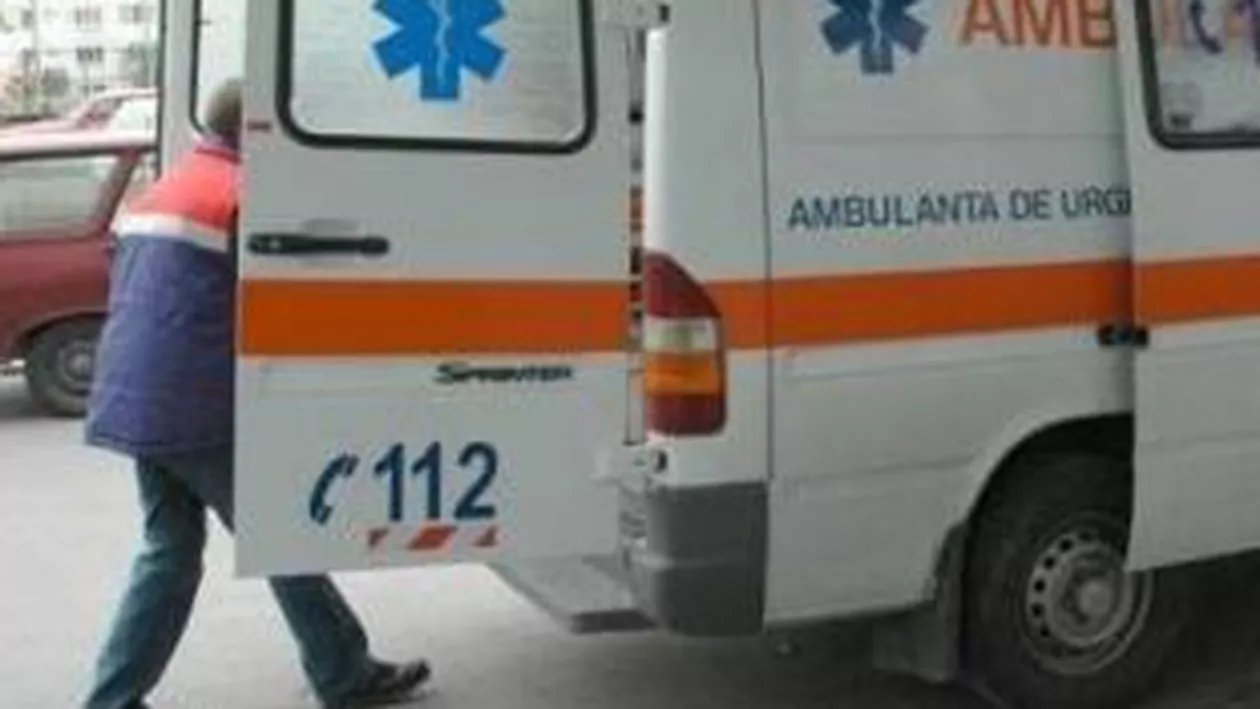 Bihor: 1 mort și 11 răniți în urma unui grav accident rutier pe DN 9