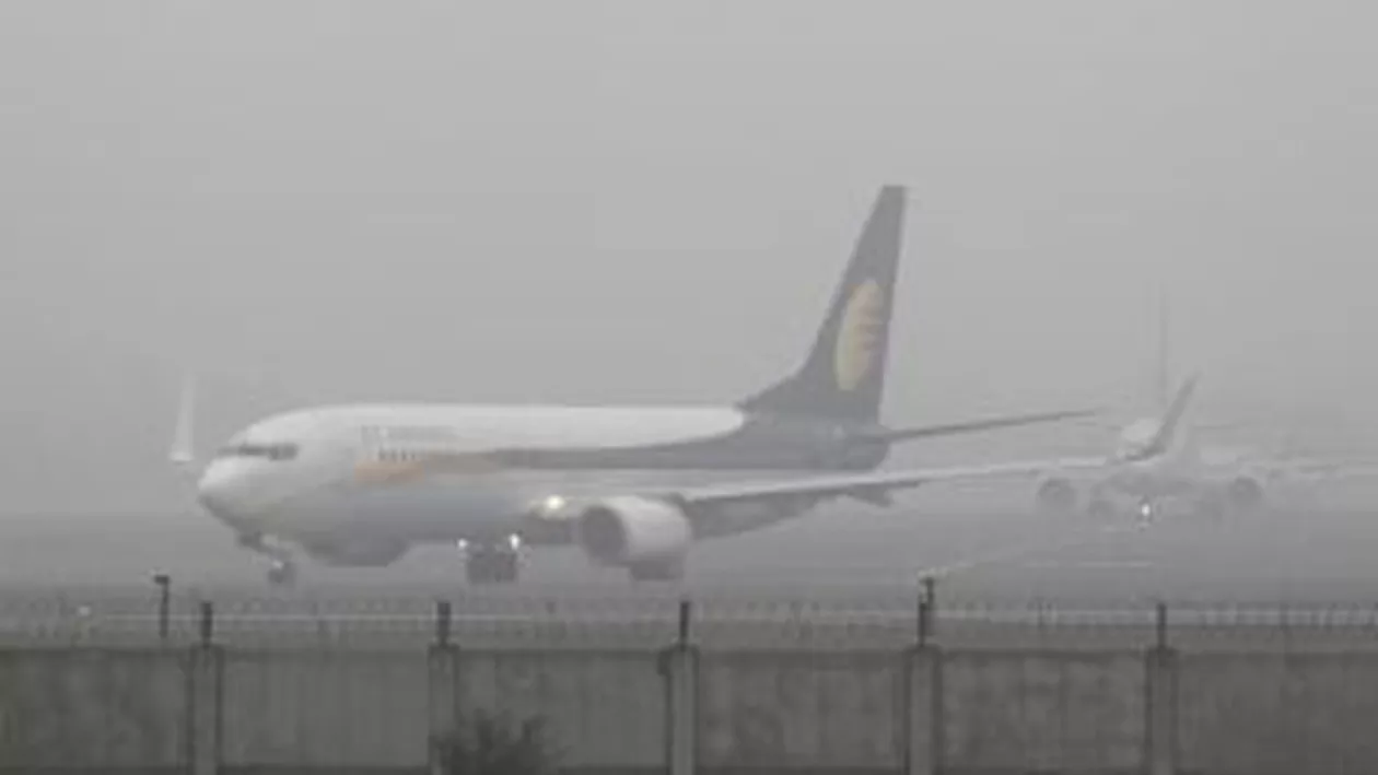 O cursă aeriană Iași - București a fost întoarsă la sol din cauza unor probleme la motor