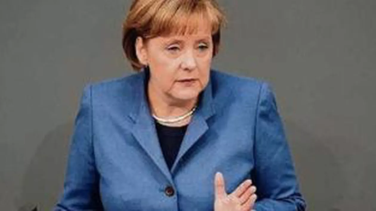 Angela Merkel, comparată în presa italiană cu un comandant care-și abandonează nava: „Du-te înapoi la bord!”