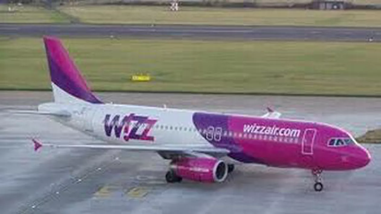 Mai multe curse aeriene suferă întârzieri pe Aeroportul Băneasa după ce o aeronavă a derapat