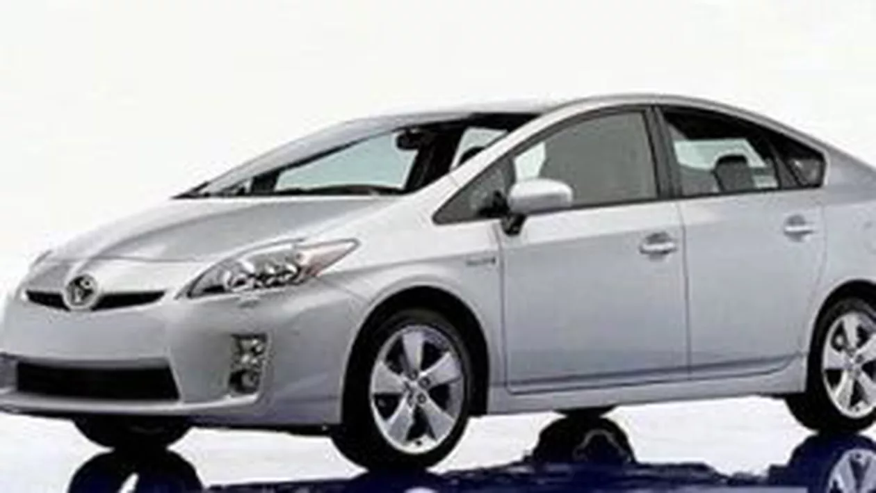 Nu vrei să plătești taxa de poluare? Vezi cât te costă un automobil electric sau hibrid