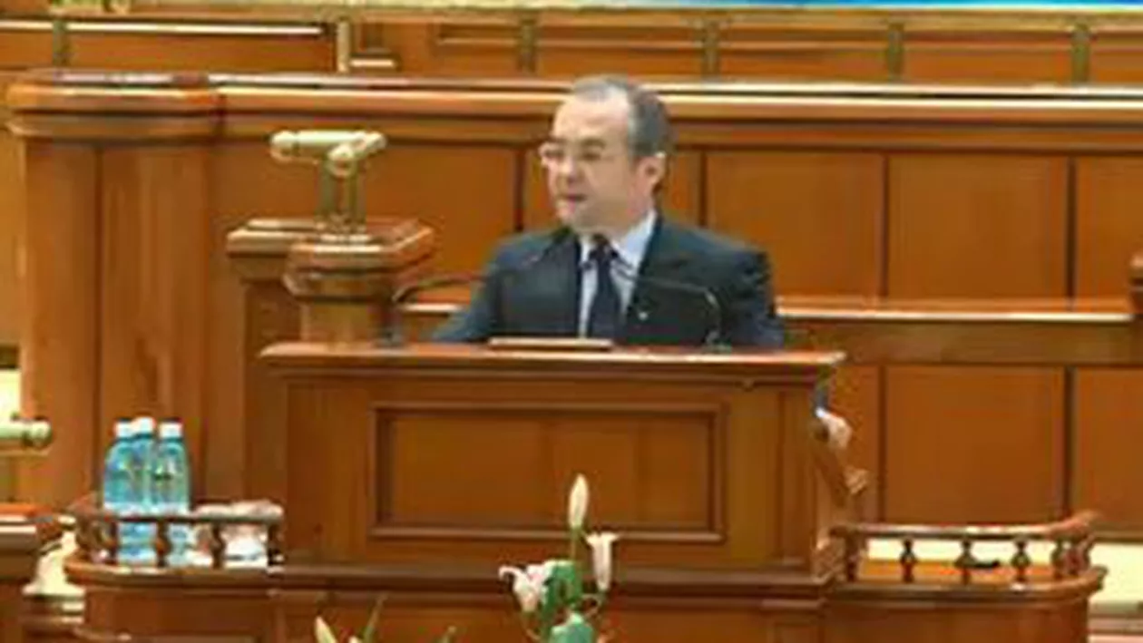 Emil Boc, la ședința solemnă din Parlament: În aceste momente de criză trebuie să punem în față ceea ce ne unește, nu ce ne dezbină