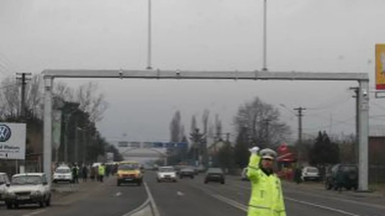 Prahova: Un microbuz cu 12 călători a fost implicat într-un accident rutier. O persoană a fost transportată la spital