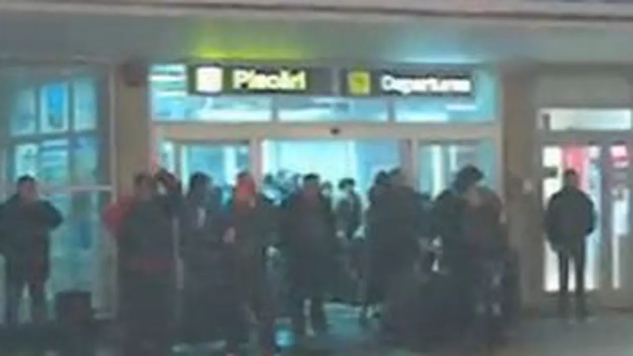 Zăpada blochează aeroporturile: Mai multe curse aeriene au fost întrerupte din cauza unui incident aviatic