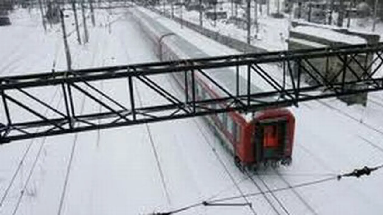 Zeci de trenuri pe rute din sudul și sud-estul țării au fost anulate. Vezi modificările operate de CFR