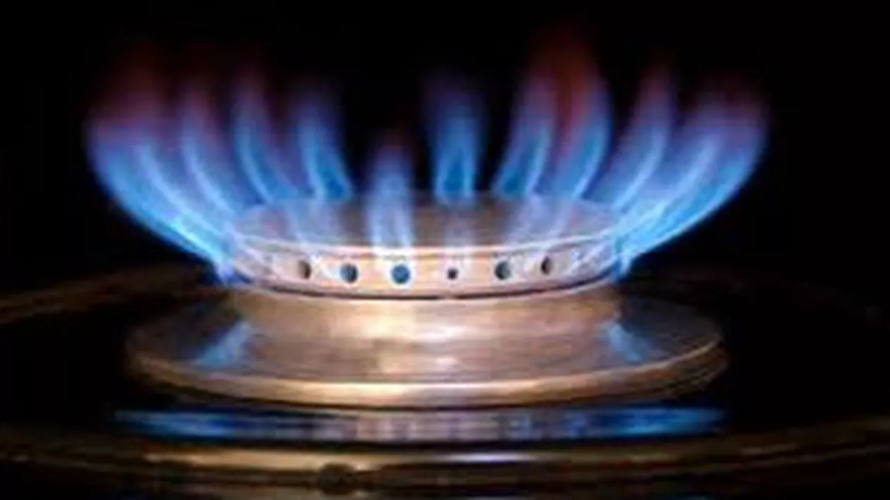 Depozitele distribuitorilor de gaz din România, aproape goale. Livrarea de gaze către marii consumatori industriali ar putea fi limitată