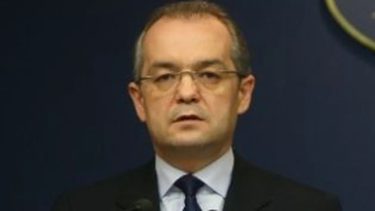 Premierul Emil Boc: Guvernul va lua în calcul creșterea ușoară a salariilor și pensiilor