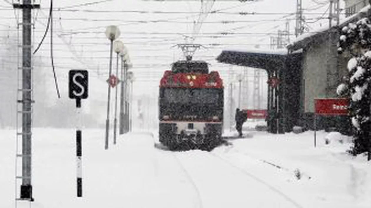 Oficial CFR: 70 de trenuri de călători sunt anulate pe 10 secții. Nu există întârzieri la plecări sau sosiri în Gara de Nord
