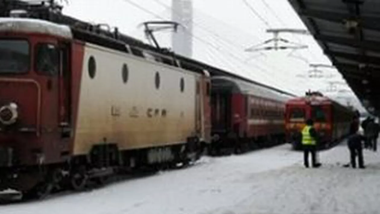 Aproape 80 de trenuri anulate și opt nave blocate pe Dunăre din cauza vremii nefavorabile. Traficul aerian se desfășoară normal