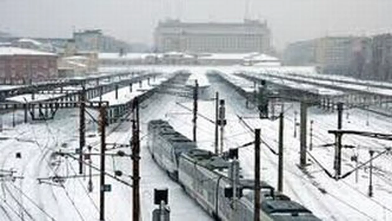 Nouă jucători de la Oțelul Galați, blocați într-un tren înzăpezit lângă Buzău