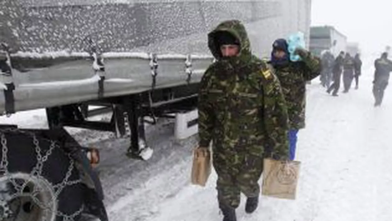 Premierul Ungureanu și miniștrii Apărării și Internelor pleacă în zonele calamitate din Buzău și Vrancea