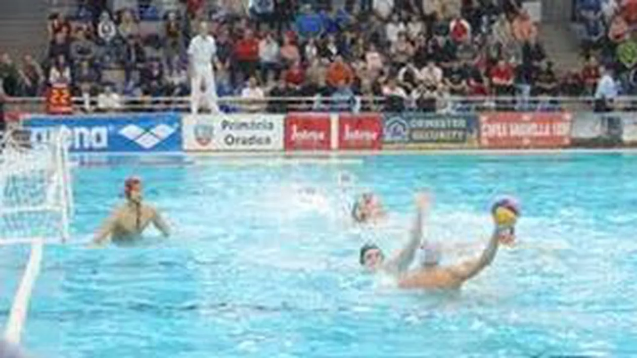 Naţionala de polo a României a început pregătirile pentru partida cu Grecia