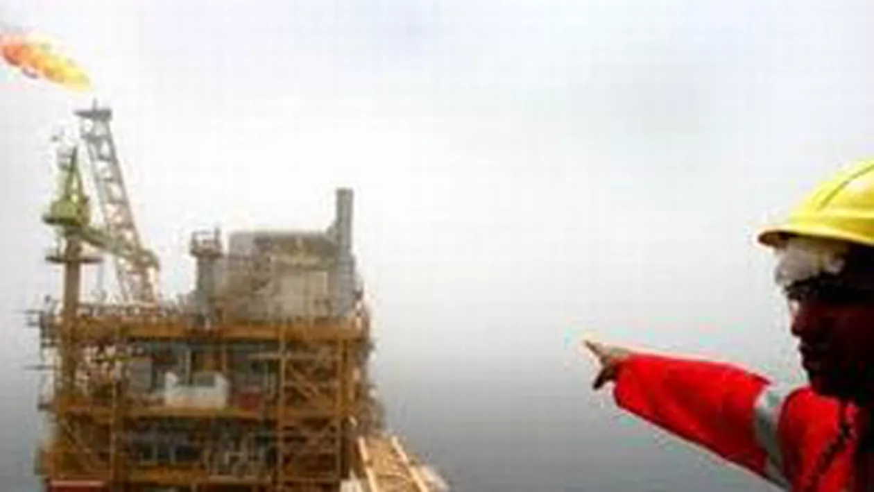 China, India și Japonia vor limita importurile de petrol din Iran cu cel puțin 10%