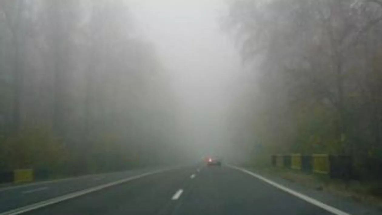 Meteorologii au emis o avertizare de ceață pentru Ilfov, Argeș și Dâmbovița: Vizibilitatea, redusă sub 200 de metri
