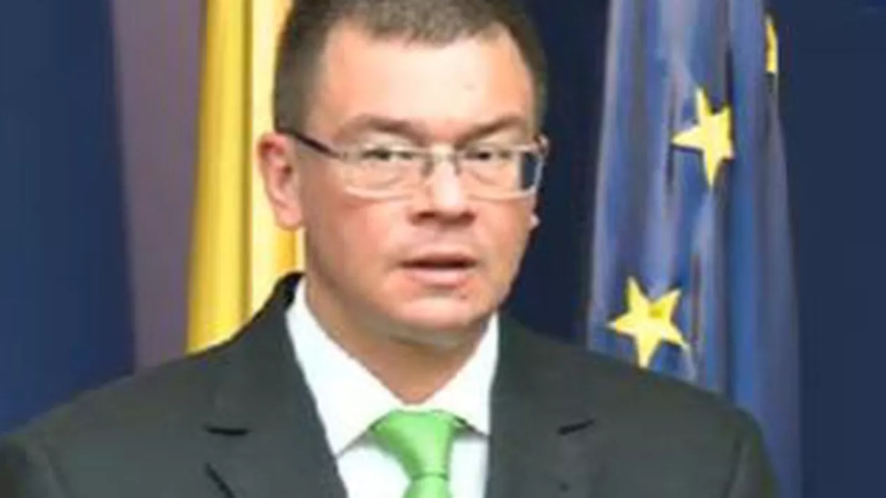 Mihai Răzvan Ungureanu l-a înlocuit pe secretarul general al MAI, Alexandru Dumitrana, cu Irina Alexe