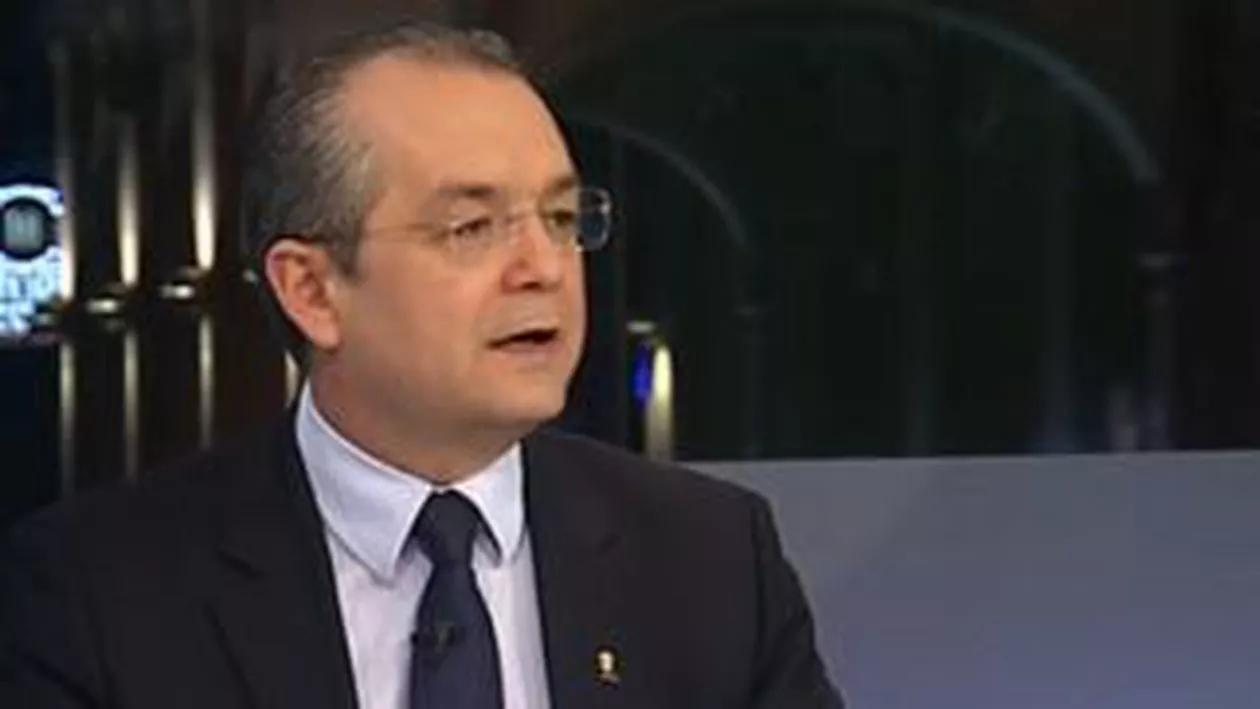 Emil Boc: Reîntregirea salariilor bugetarilor, posibilă datorită măsurilor de austeritate luate de Guvern