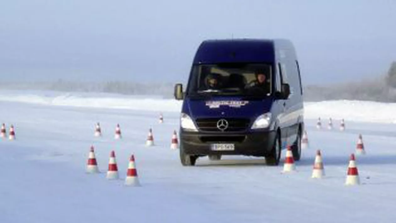 Mercedes-Benz Sprinter 313 CDI câştigătorul concursului Arctic Van Test 2012
