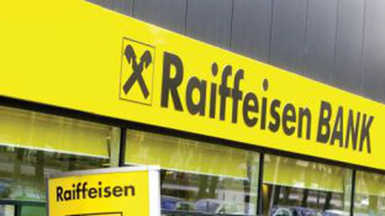 Descinderi la o sucursală Raiffesein Bank din Constanța: Trei angajați, reținuți pentru audieri