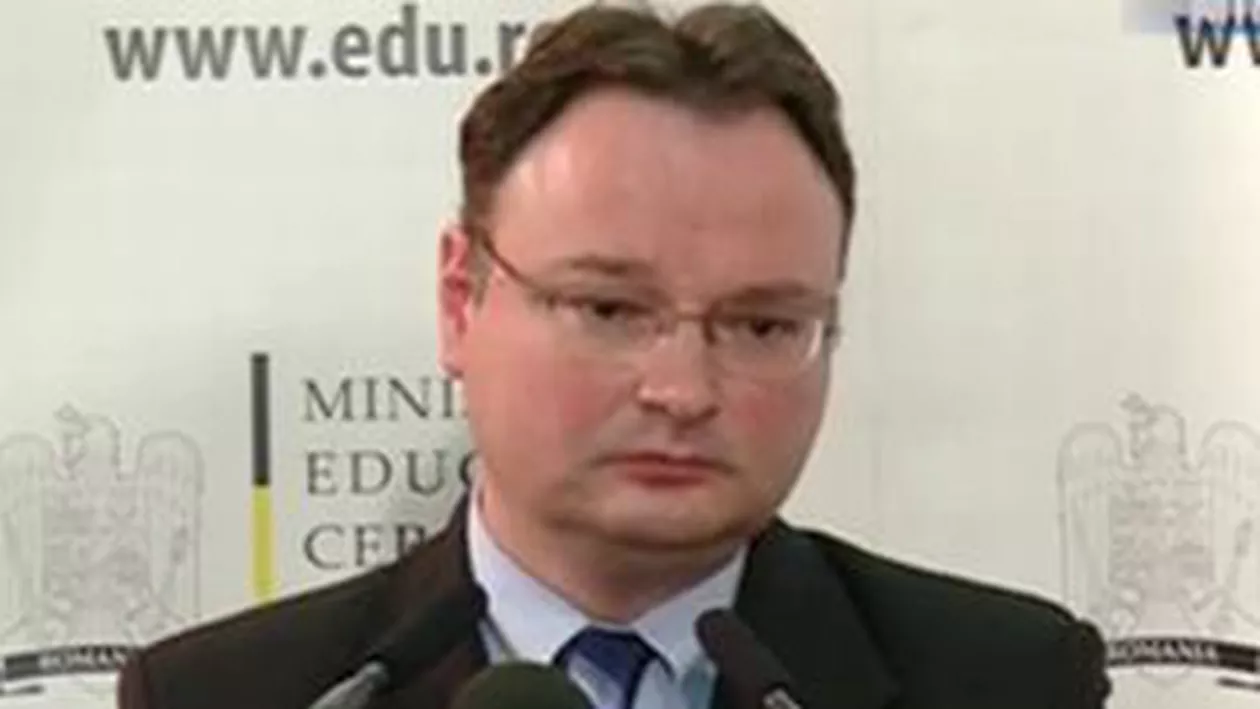 Ministrul Educației, Cătălin Baba: Toți absolvenții de la Spiru Haret vor primi diplome de studiu