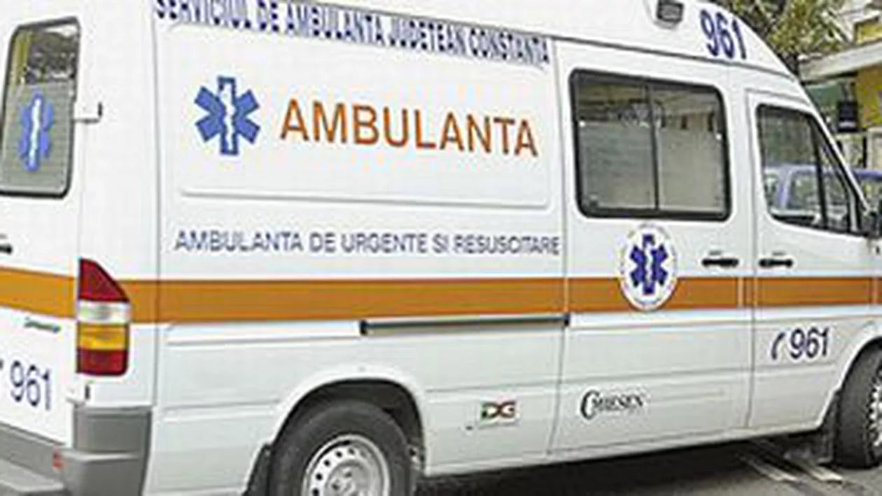 Constanța: Doi adolescenți, prinși sub o placă de beton în timp ce se aflau la furat de fier vechi