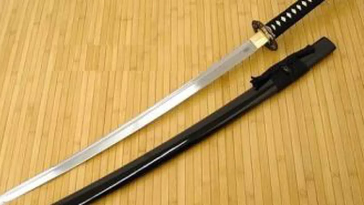 Fostul viceprimar al unei comune din Mehedinți şi fratele său, la spital după ce au fost atacaţi cu săbii şi topoare