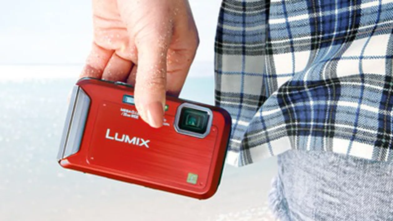 Panasonic lansează LUMIX DMC-TS20, o nouă cameră rezistentă la șocuri, apă, praf și temperaturi extreme (FOTO)