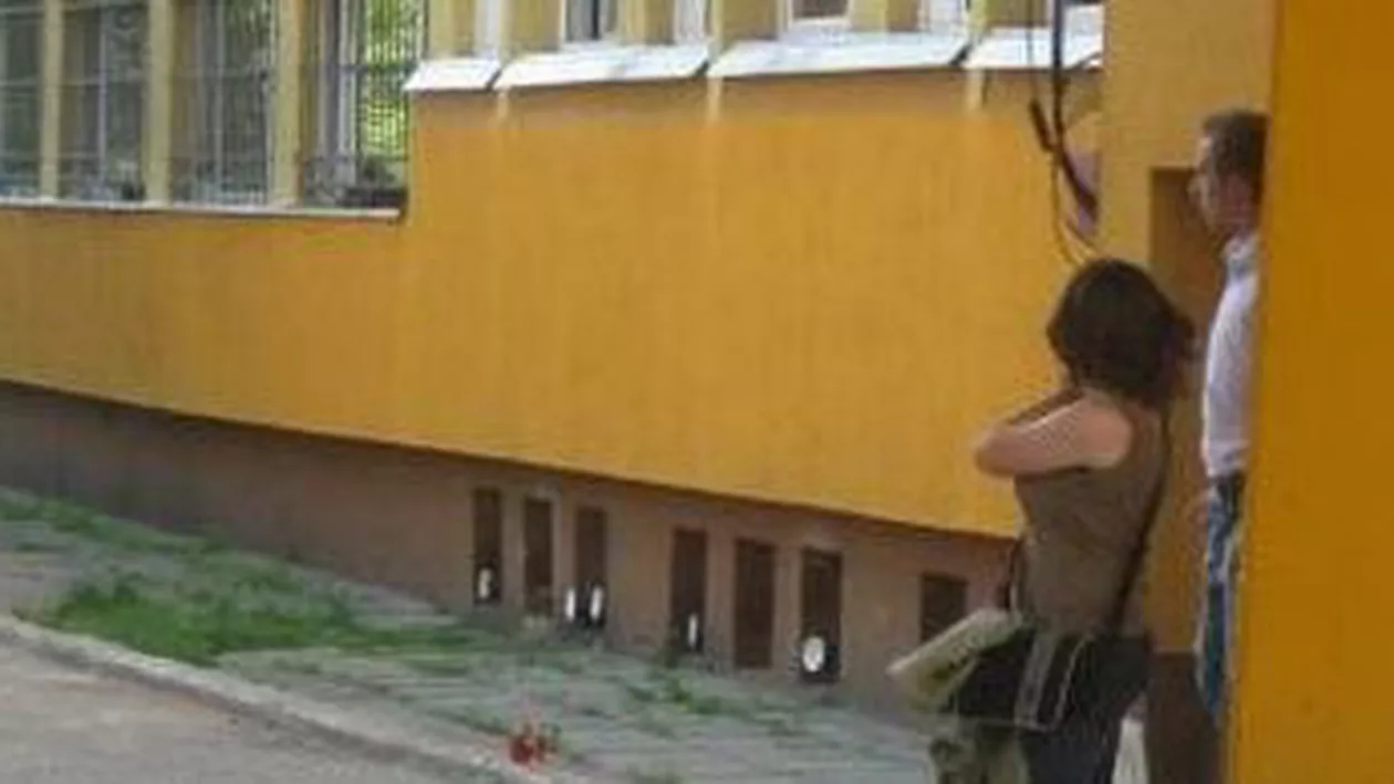 Cluj: O studentă la Facultatea de Teatru a fost găsită spânzurată în camera de cămin