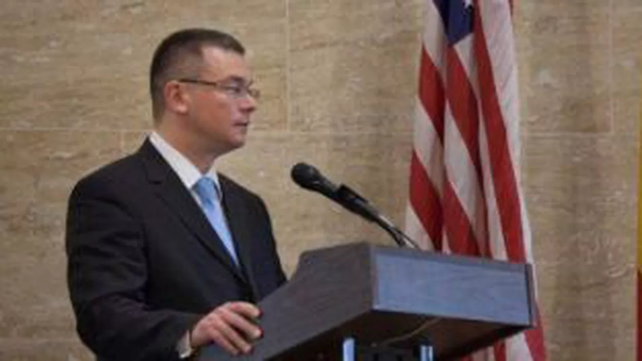 Mihai Răzvan Ungureanu, interviu cu David Frost pentru Al Jazeera