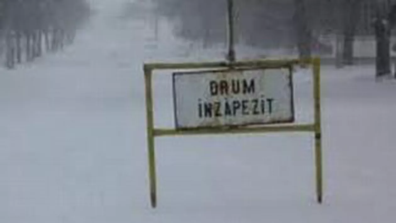 DN17A Câmpulung Moldovenesc - Rădăuţi, închis din cauza ninsorii. VEZI alte rute pe care se circulă cu dificultate