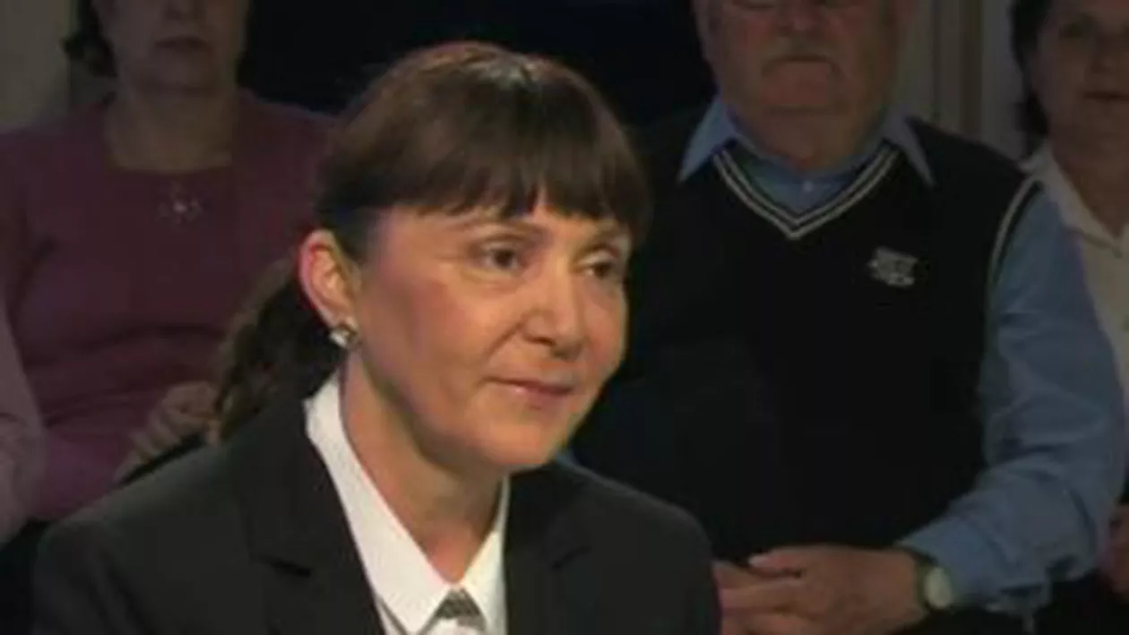 Monica Macovei: Înțelegerea USL cu Antonescu președinte include și grațierea lui Adrian Năstase?