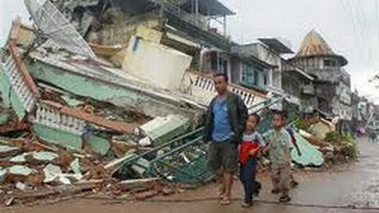 MAE: 59 de români înregistrați oficial în Indonezia. Nu se știe dacă seismul a făcut victime