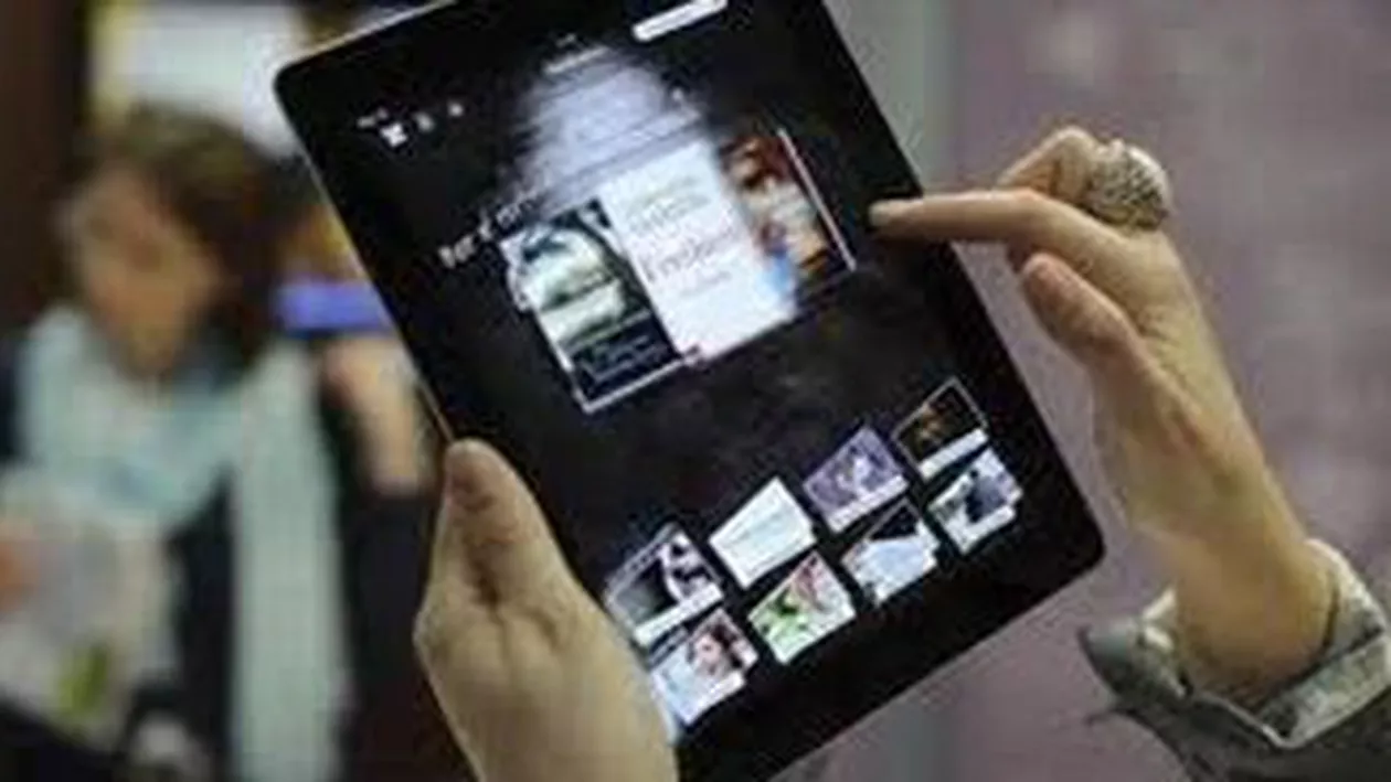 Apple, dată în judecată pentru creșterea artificială a preţurilor la cărţile electronice