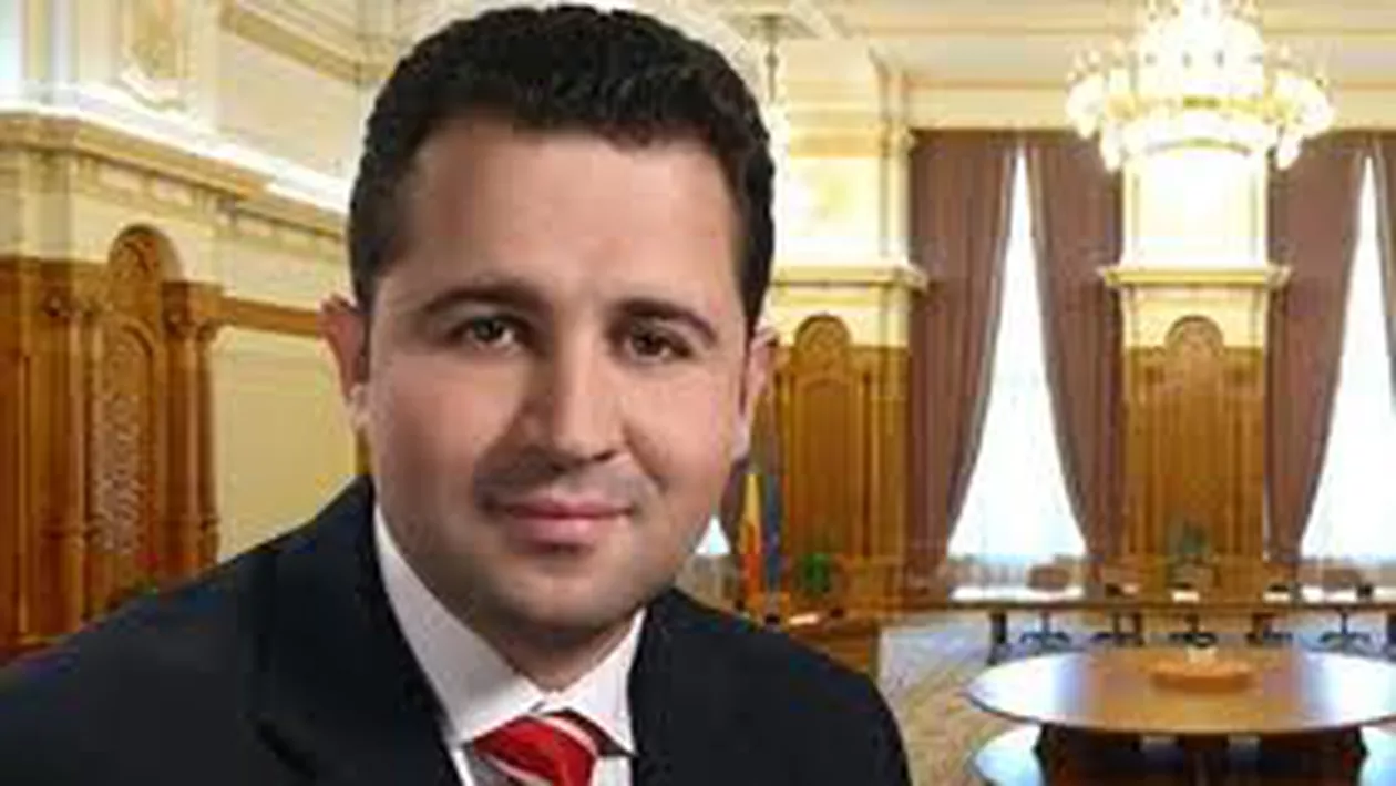 Deputatul Marius Dugulescu a demisionat din PDL pentru a trece la PNL: „În România, dreapta poate fi clădită doar în PNL”