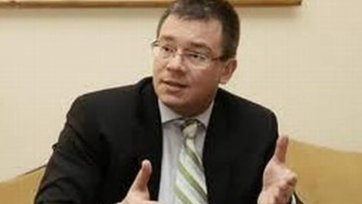 Premierul Mihai Ungureanu s-a întâlnit cu liderii Vodafone și Orange