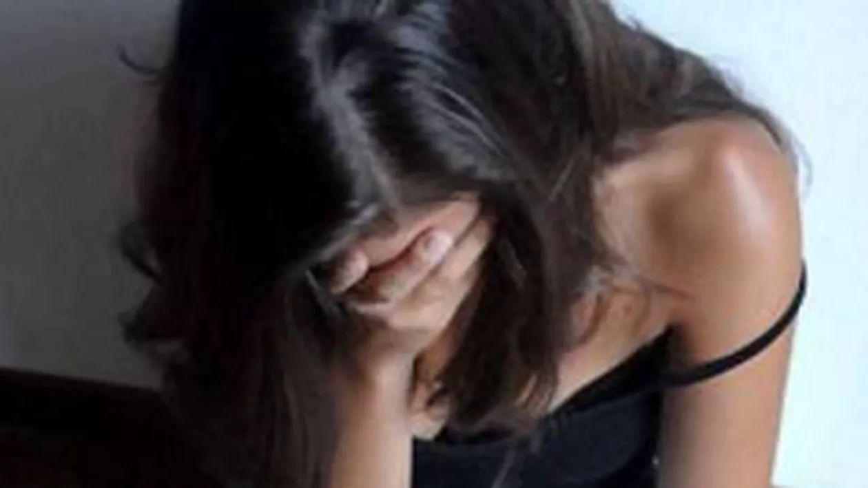 Târgoviște: O profesoară de liceu, arestată pentru trafic de minore