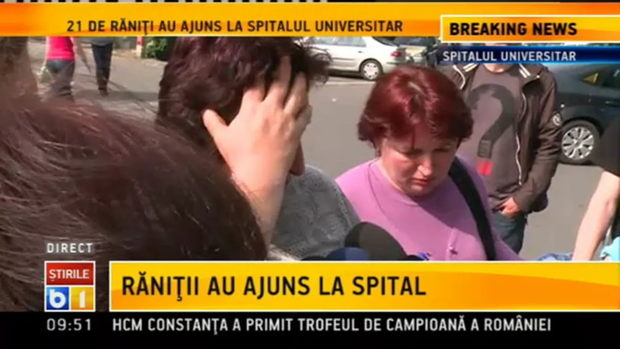 Încă un caz de violență polițienească: Un agent a lovit o persoană cu deficiențe psihice, într-un autobuz (VIDEO)