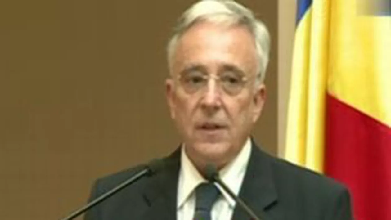 Isărescu: BNR a decis menținerea ratei dobânzii de politică monetară la 5,25%.  Deprecierea cursului, determinată de o „combinație” de factori