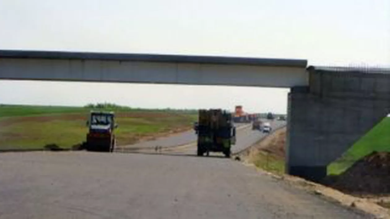 Tronsonul de autostradă Timişoara-Lugoj ar putea fi gata în vara acestui an, deși termenul de finalizare este aprilie 2013