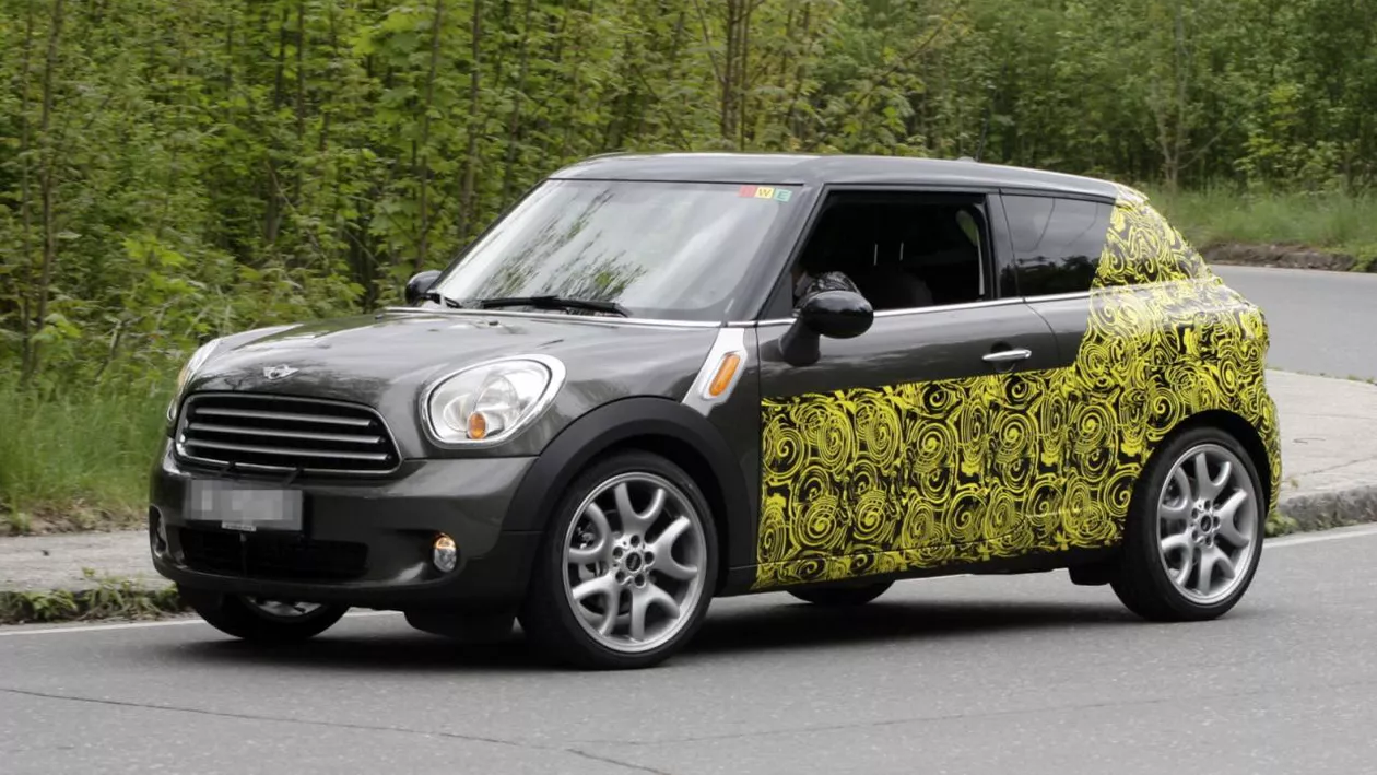 MINI Countryman Coupe, fotografiat la teste