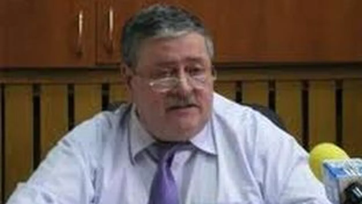 Senatorii Cezar Măgureanu și Viorel Riceard Badea (PDL) se înscriu în PSD și PNL