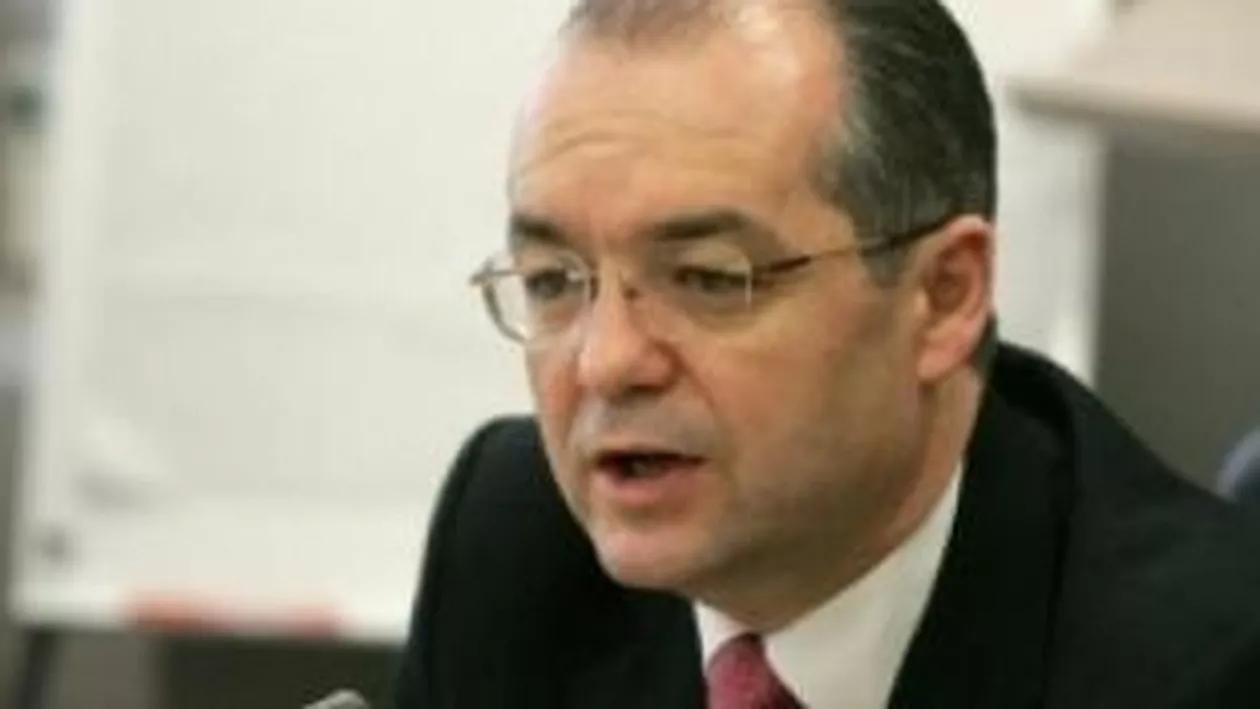 Emil Boc: Primarii PDL vor ataca decizia Guvernului Ponta de a le retrage fondurile