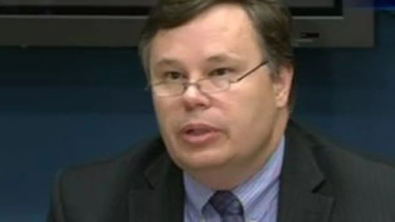 Universitatea din Pitești îi acordă un post de conferențiar lui Jeffrey Franks