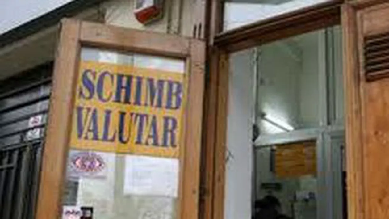 Oradea: O femeie a încercat să jefuiască o casă de schimb valutar, rănind-o pe casieră cu un cuţit