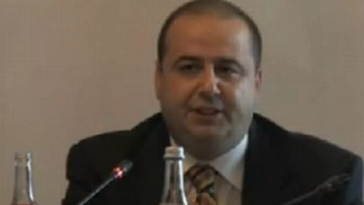 Premierul Victor Ponta a demis conducerea Agenției Naționale de Cadastru