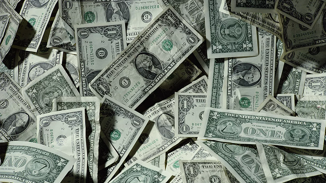 Un fond speculativ american a făcut un profit uriaș de pe urma situației economice din Grecia