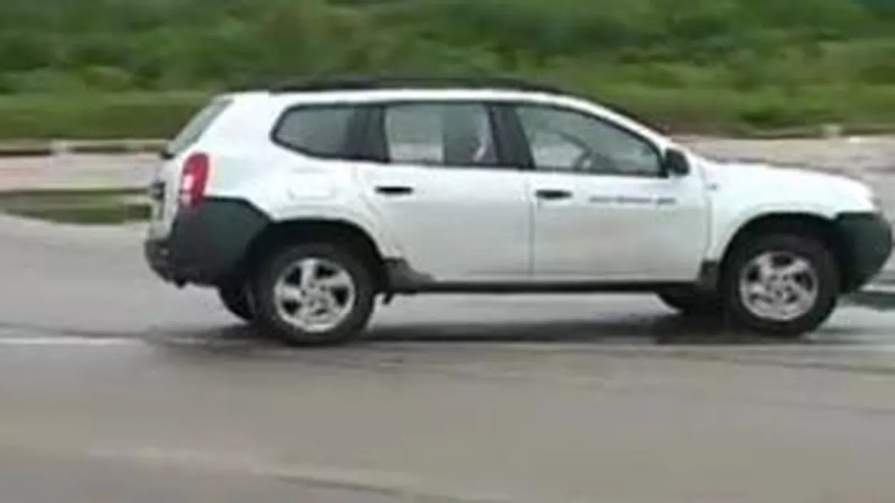 Modelul Dacia Duster Hybrid, testat la uzinele de la Pitești (VIDEO)